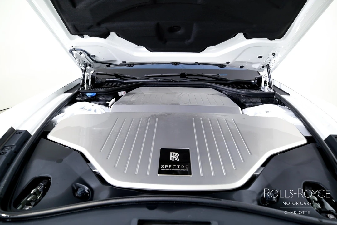 2024 Rolls-Royce Spectre - Image 31 of 31