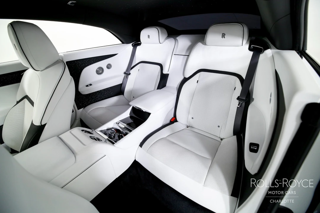 2024 Rolls-Royce Spectre - Image 18 of 31
