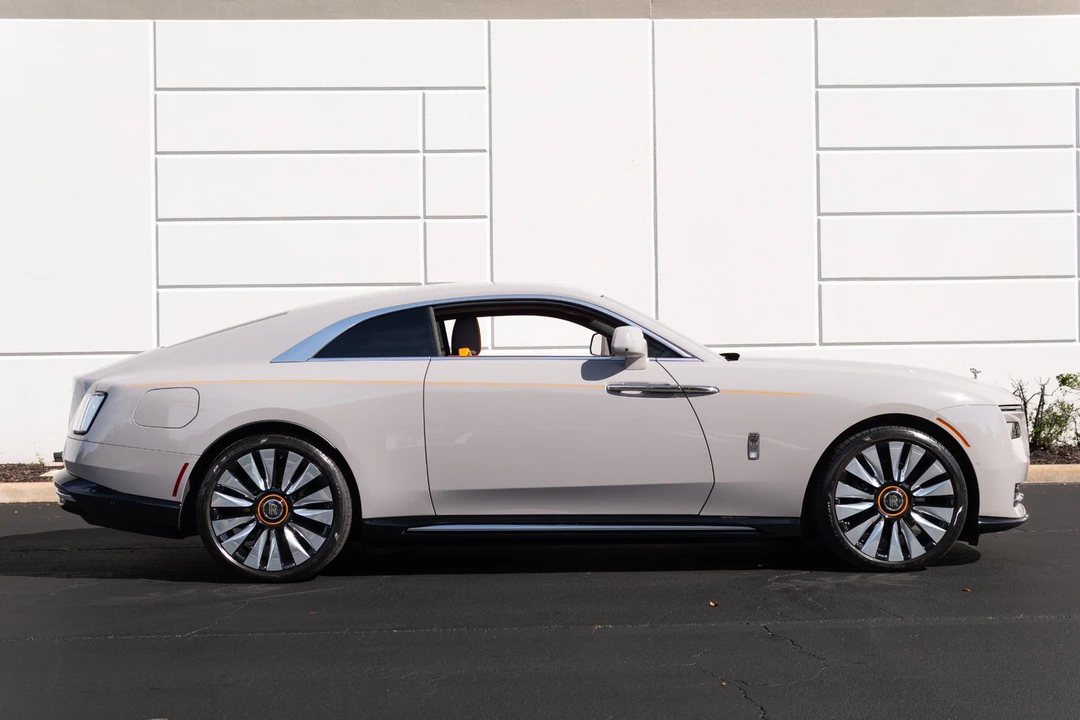 2024 Rolls-Royce Spectre - Image 18 of 21