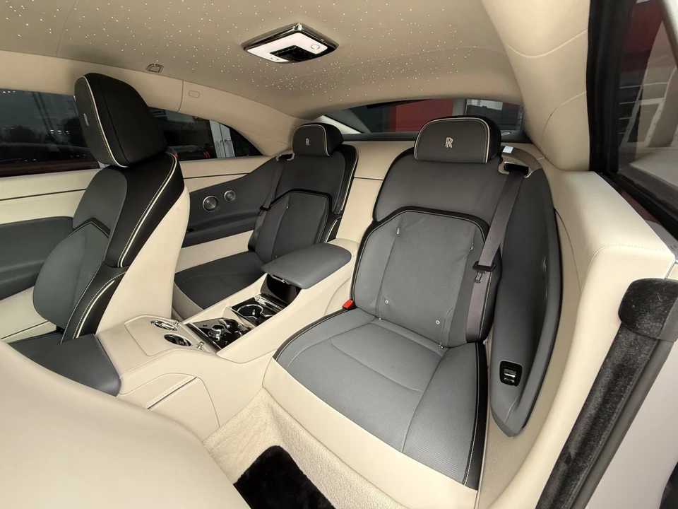 2024 Rolls-Royce Spectre - Image 18 of 20