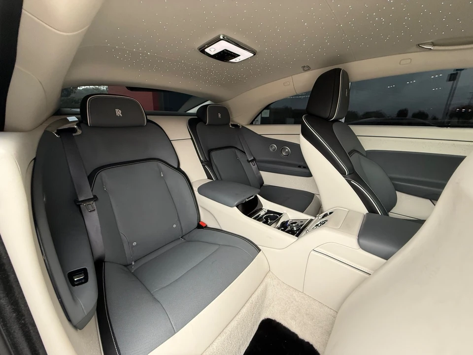 2024 Rolls-Royce Spectre - Image 15 of 20
