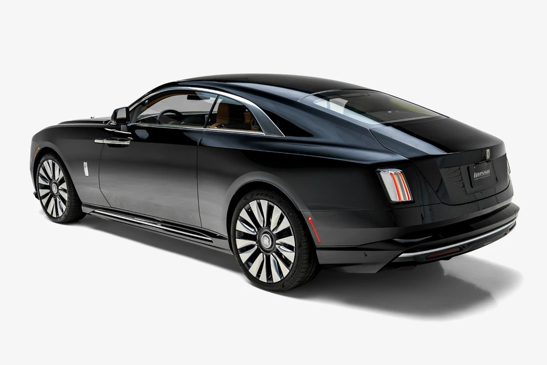 2024 Rolls-Royce Spectre - Image 14 of 31