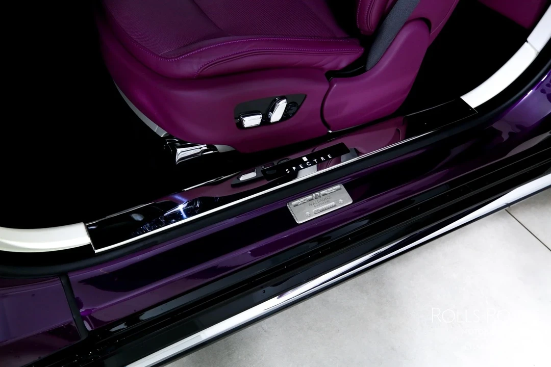 2024 Rolls-Royce Spectre - Image 20 of 21