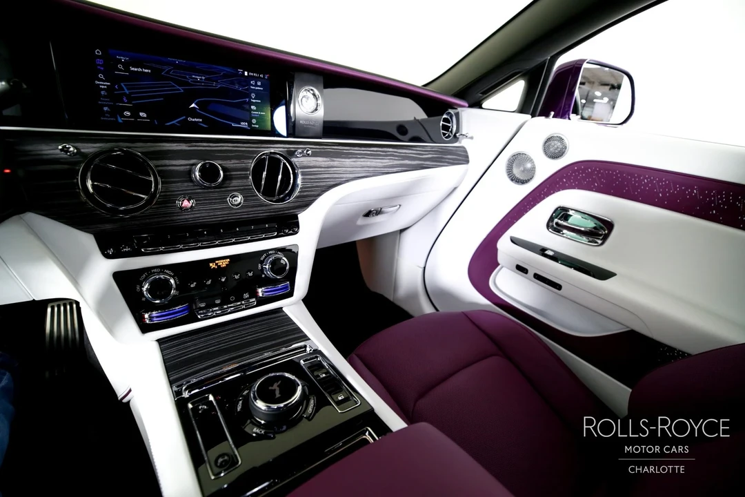 2024 Rolls-Royce Spectre - Image 16 of 21