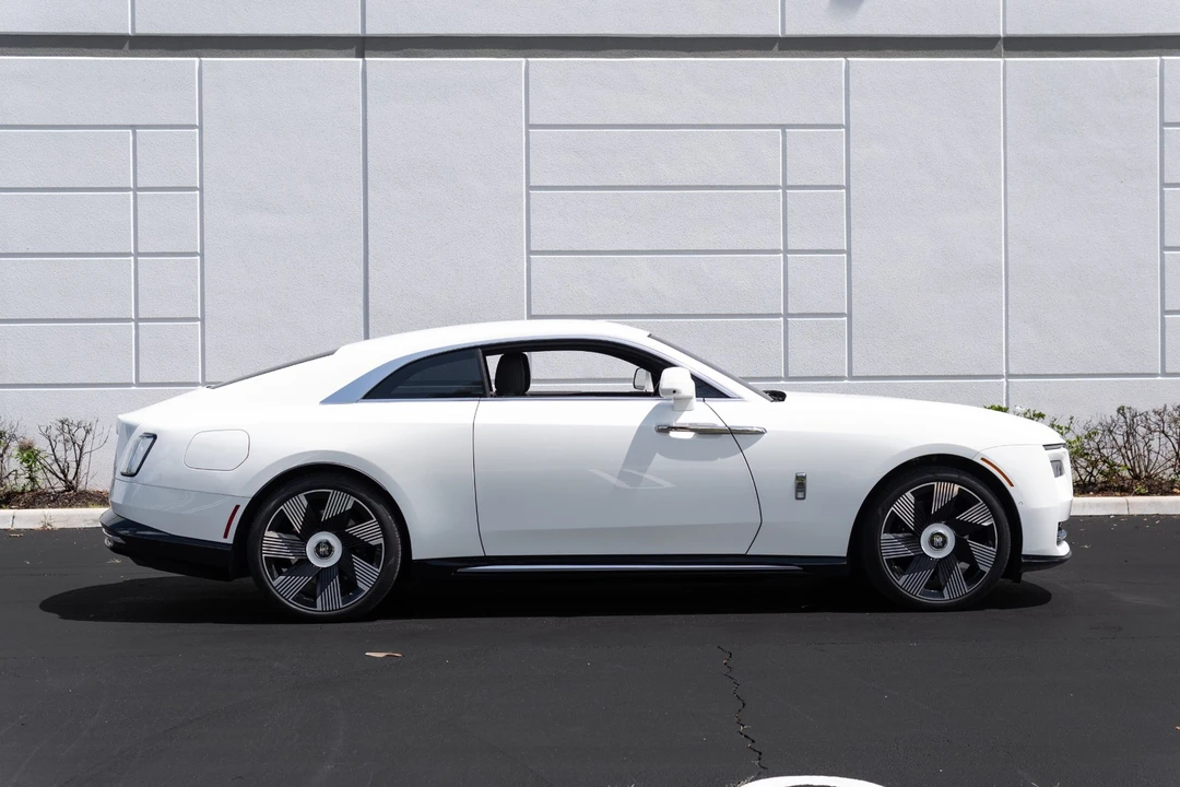 2024 Rolls-Royce Spectre - Image 17 of 21