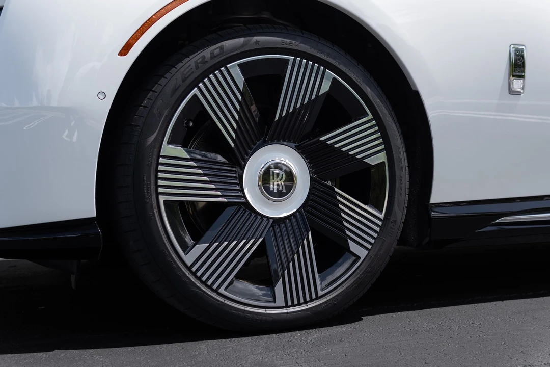 2024 Rolls-Royce Spectre - Image 21 of 21