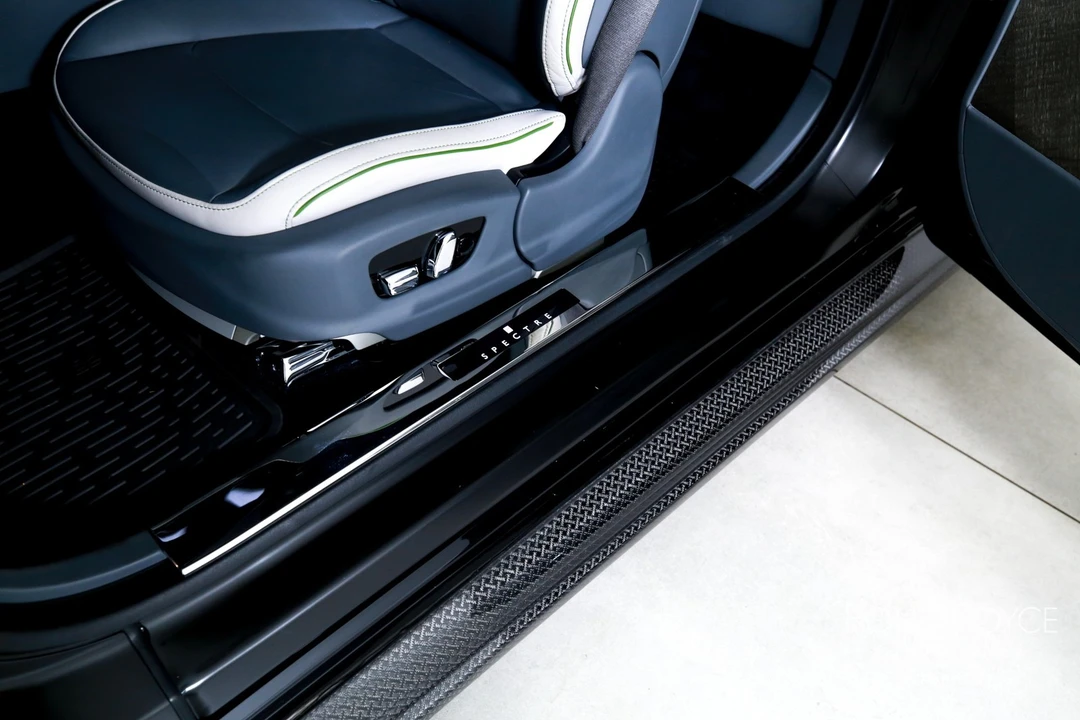 2024 Rolls-Royce Spectre - Image 19 of 31