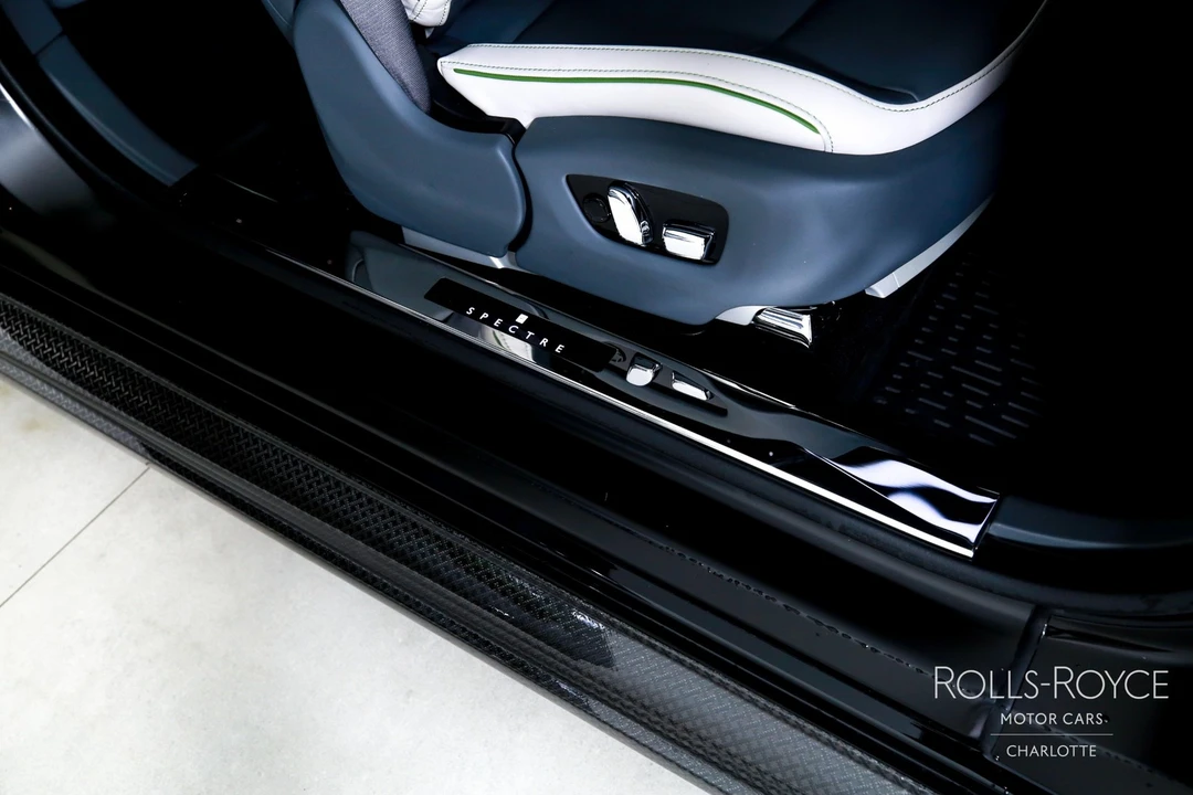 2024 Rolls-Royce Spectre - Image 28 of 31