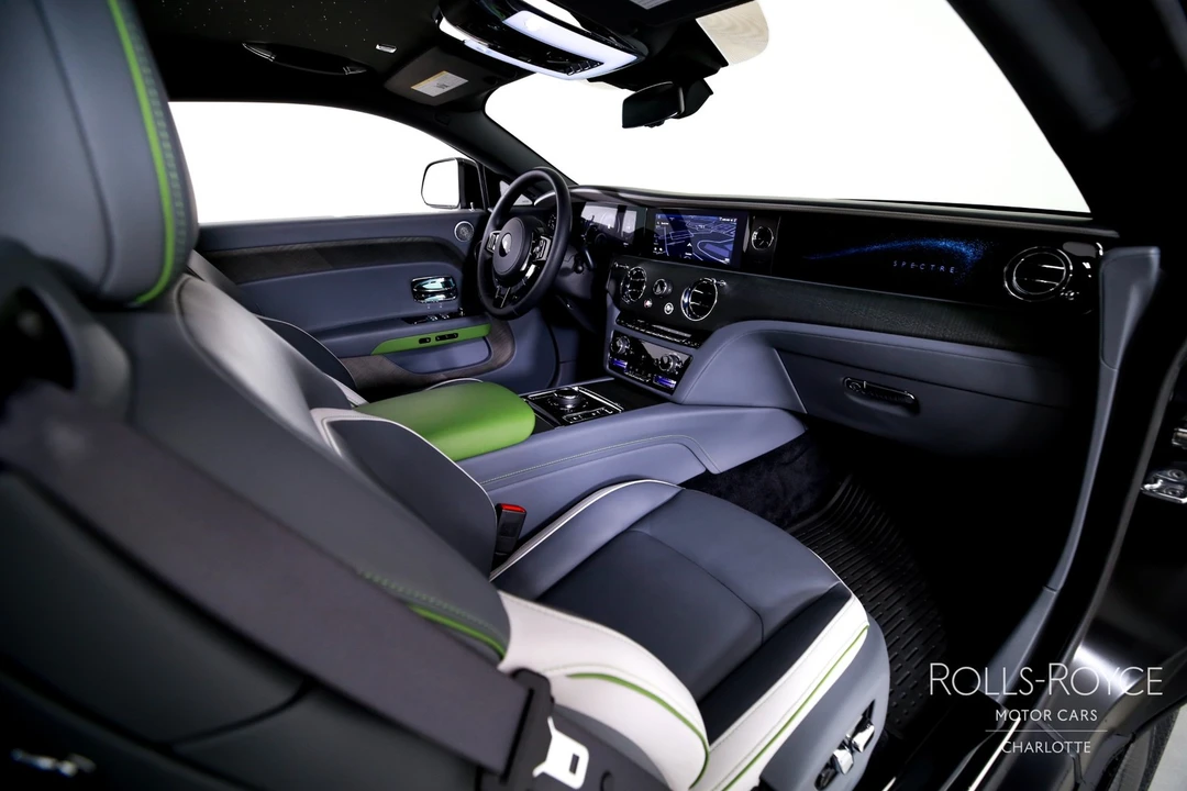 2024 Rolls-Royce Spectre - Image 24 of 31