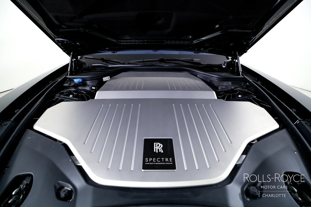 2024 Rolls-Royce Spectre - Image 29 of 31