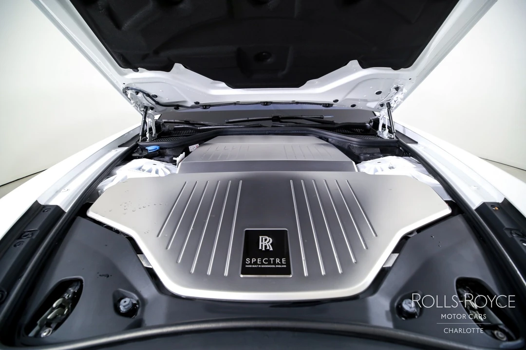 2024 Rolls-Royce Spectre - Image 31 of 31