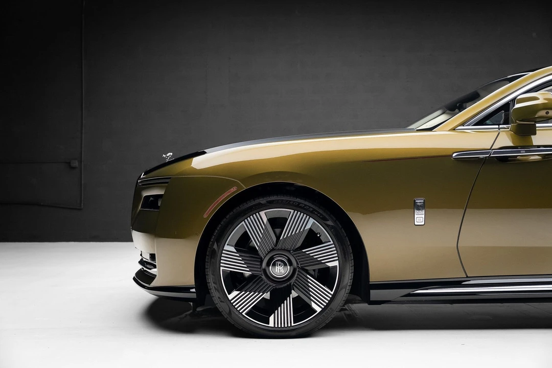 2024 Rolls-Royce Spectre - Image 20 of 21