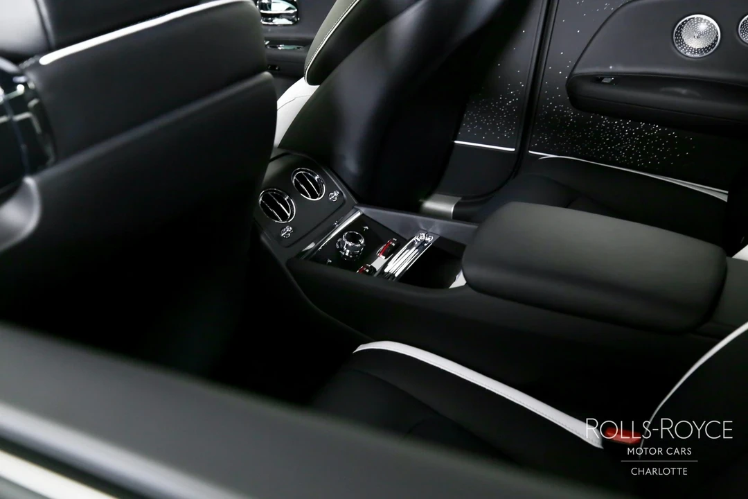 2024 Rolls-Royce Spectre - Image 18 of 21