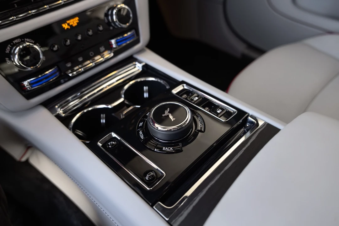 2024 Rolls-Royce Spectre - Image 31 of 31