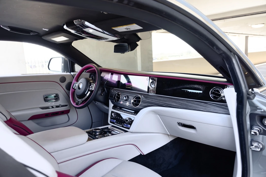 2024 Rolls-Royce Spectre - Image 26 of 31
