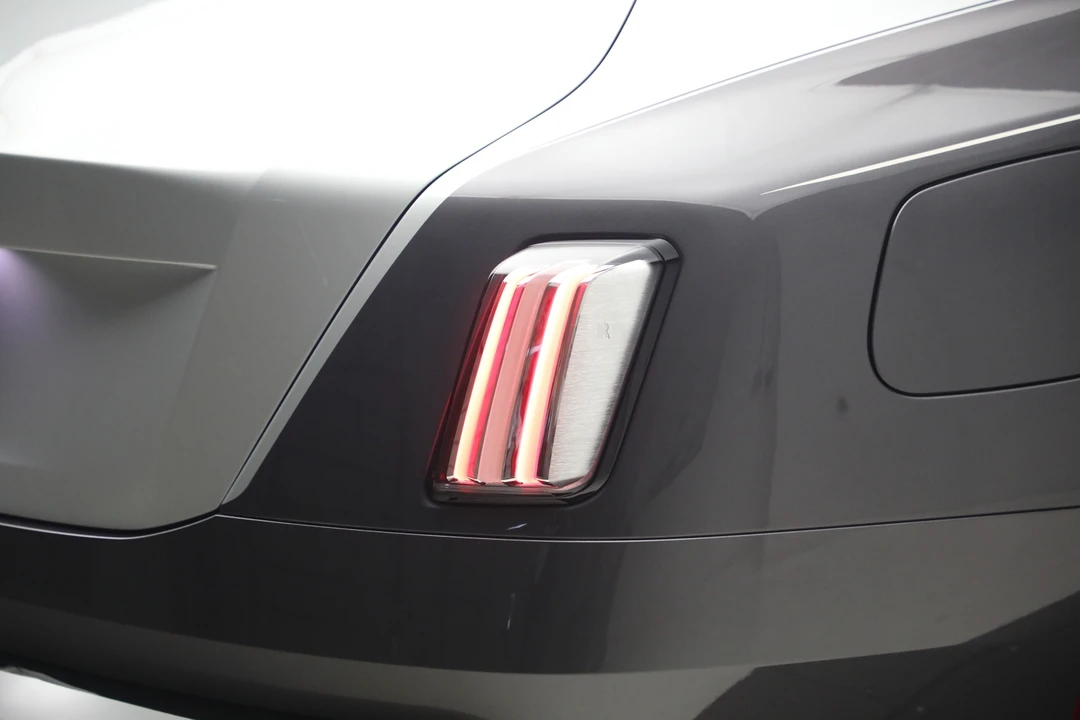 2024 Rolls-Royce Spectre - Image 16 of 31