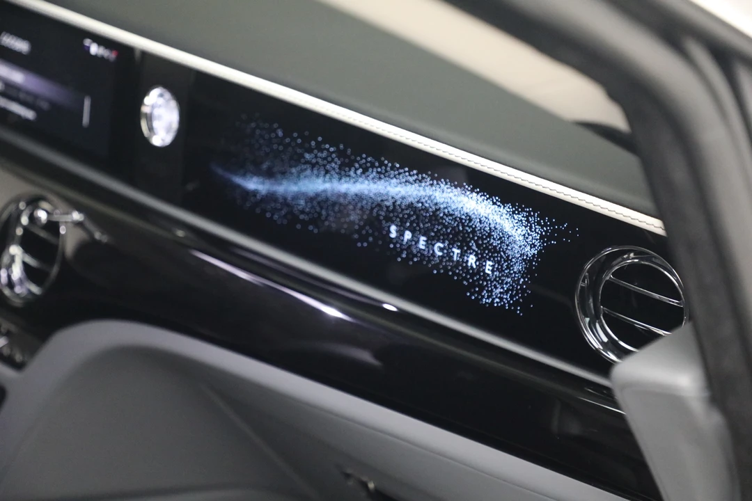 2024 Rolls-Royce Spectre - Image 29 of 31