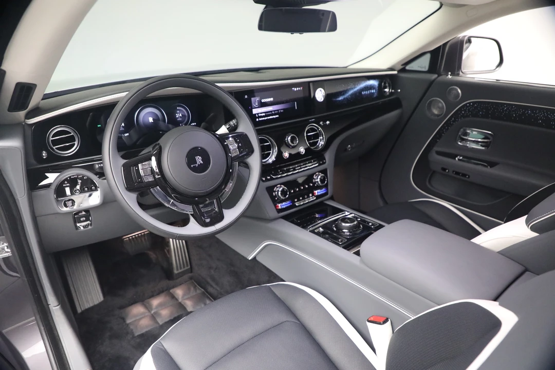 2024 Rolls-Royce Spectre - Image 18 of 31