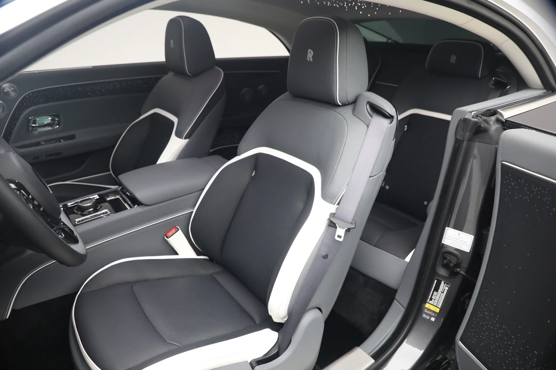 2024 Rolls-Royce Spectre - Image 20 of 31