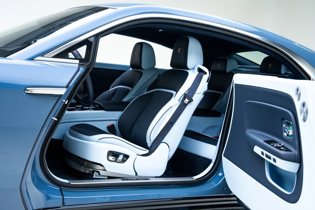 2024 Rolls-Royce Spectre - Image 17 of 21