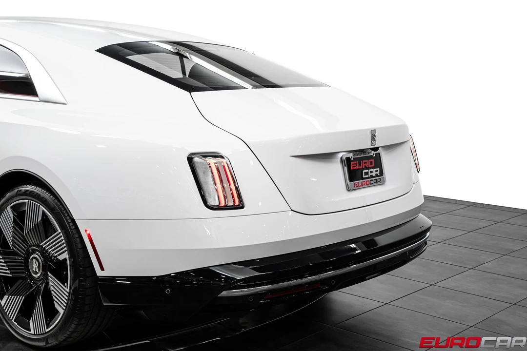2024 Rolls-Royce Spectre - Image 17 of 31