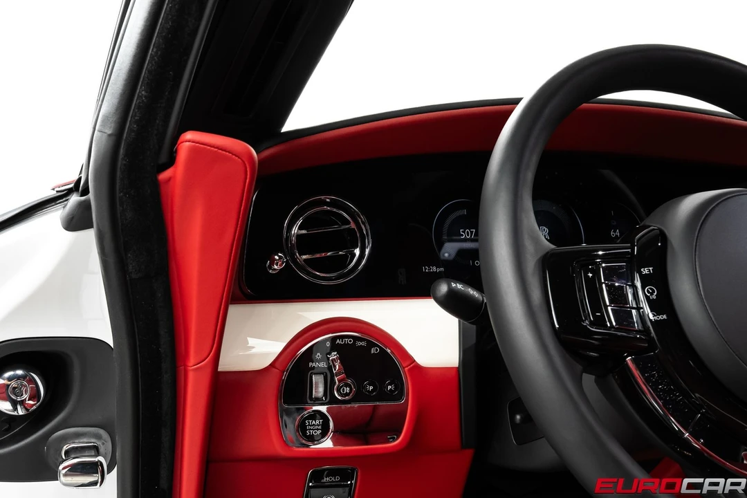 2024 Rolls-Royce Spectre - Image 26 of 31