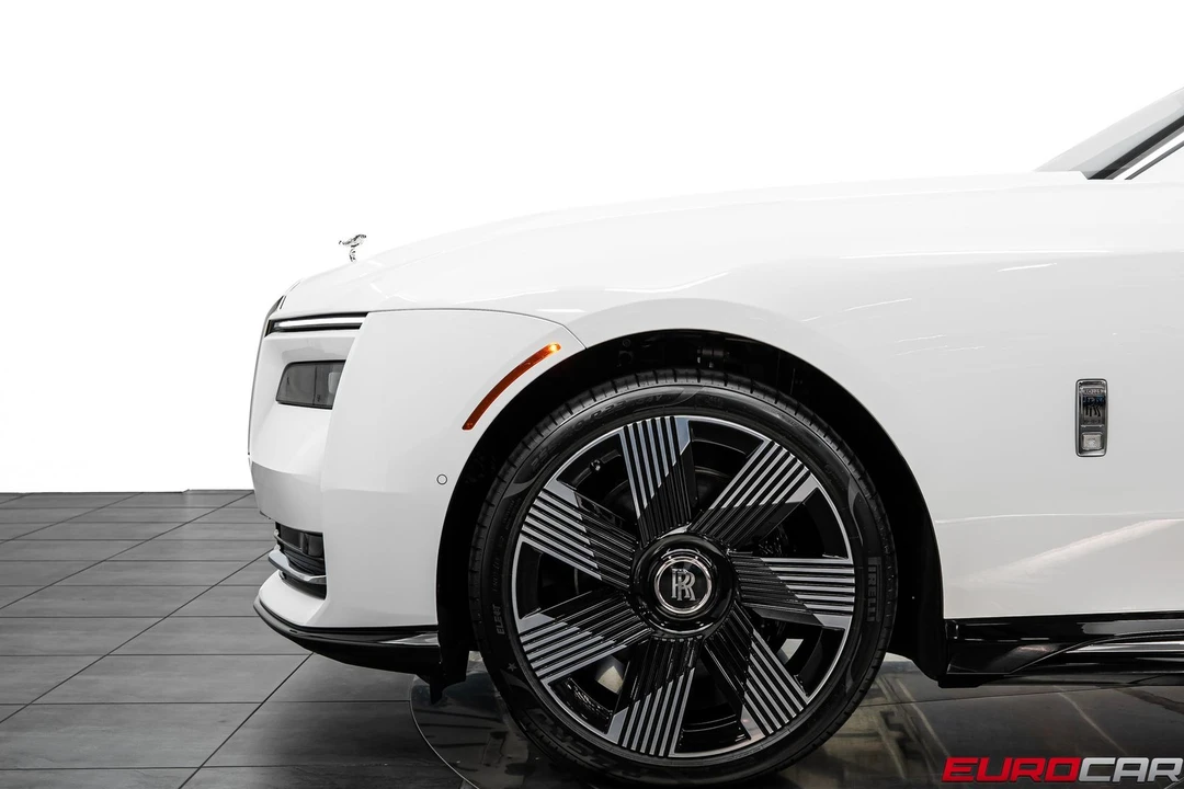2024 Rolls-Royce Spectre - Image 14 of 31