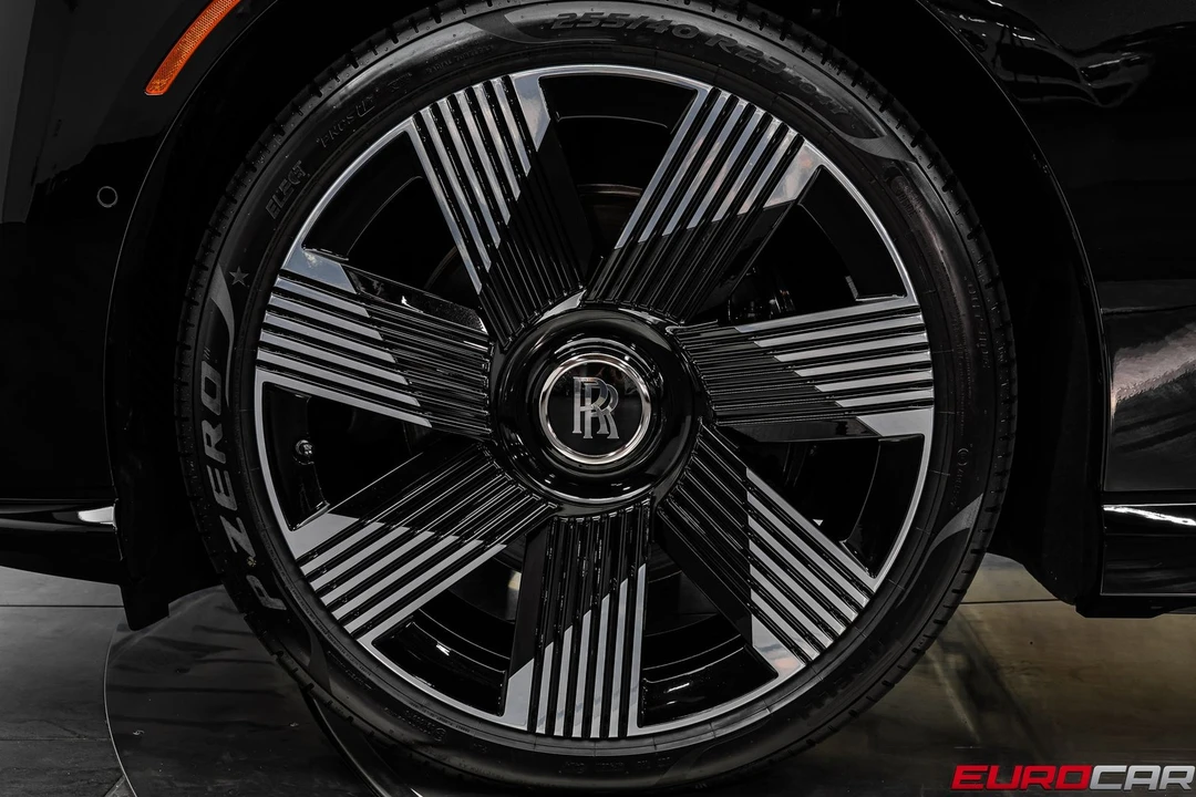 2024 Rolls-Royce Spectre - Image 22 of 31