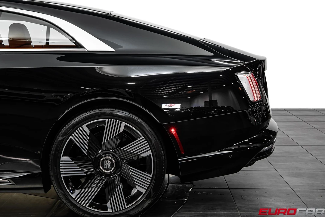 2024 Rolls-Royce Spectre - Image 17 of 31