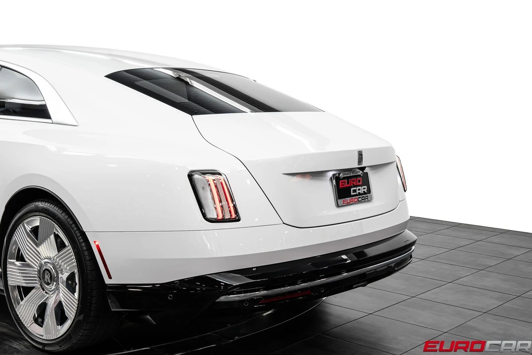 2024 Rolls-Royce Spectre - Image 17 of 31