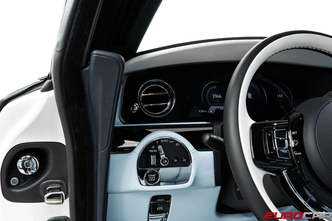 2024 Rolls-Royce Spectre - Image 26 of 31