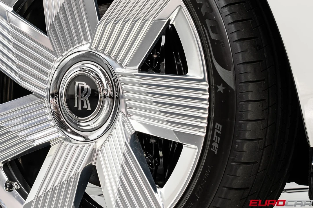 2024 Rolls-Royce Spectre - Image 22 of 31