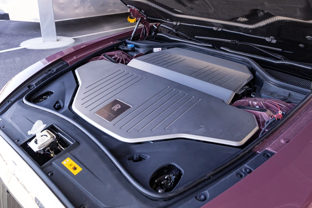 2024 Rolls-Royce Spectre - Image 9 of 30
