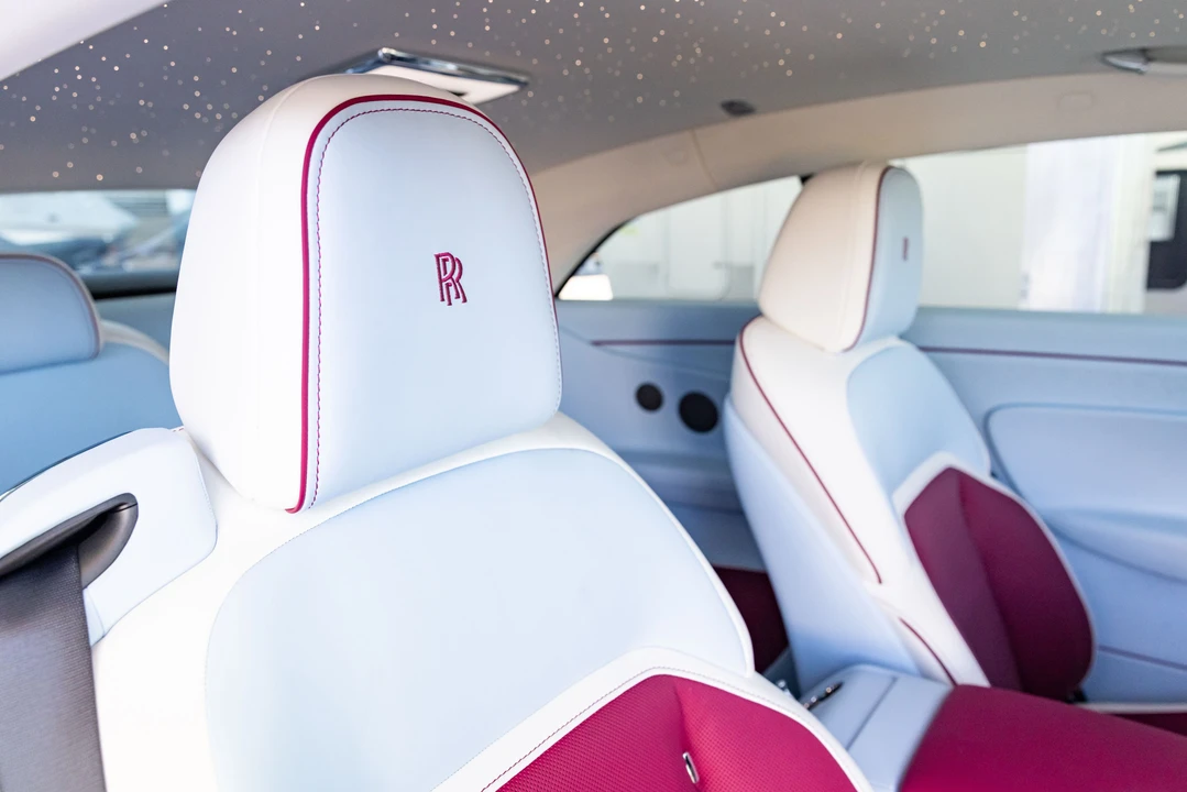 2024 Rolls-Royce Spectre - Image 15 of 30