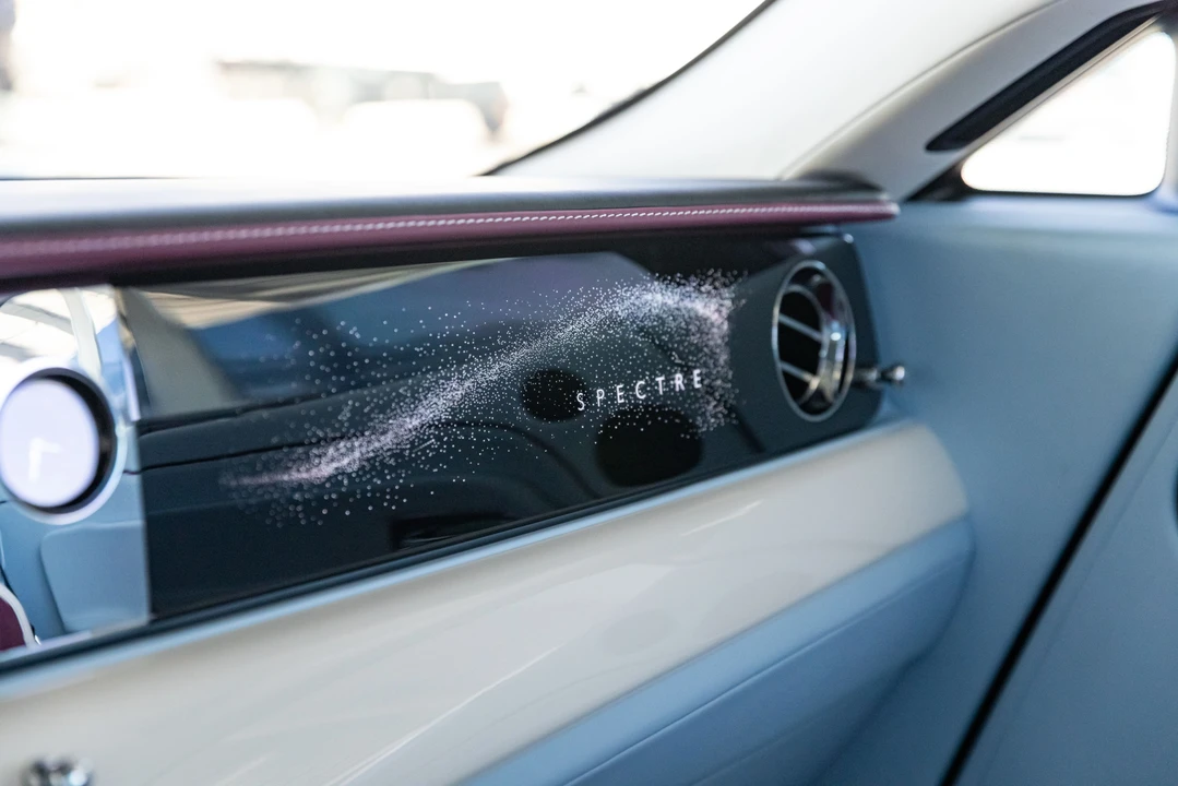 2024 Rolls-Royce Spectre - Image 26 of 30