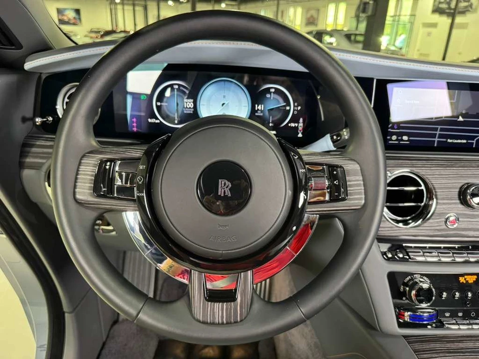 2024 Rolls-Royce Spectre - Image 18 of 21
