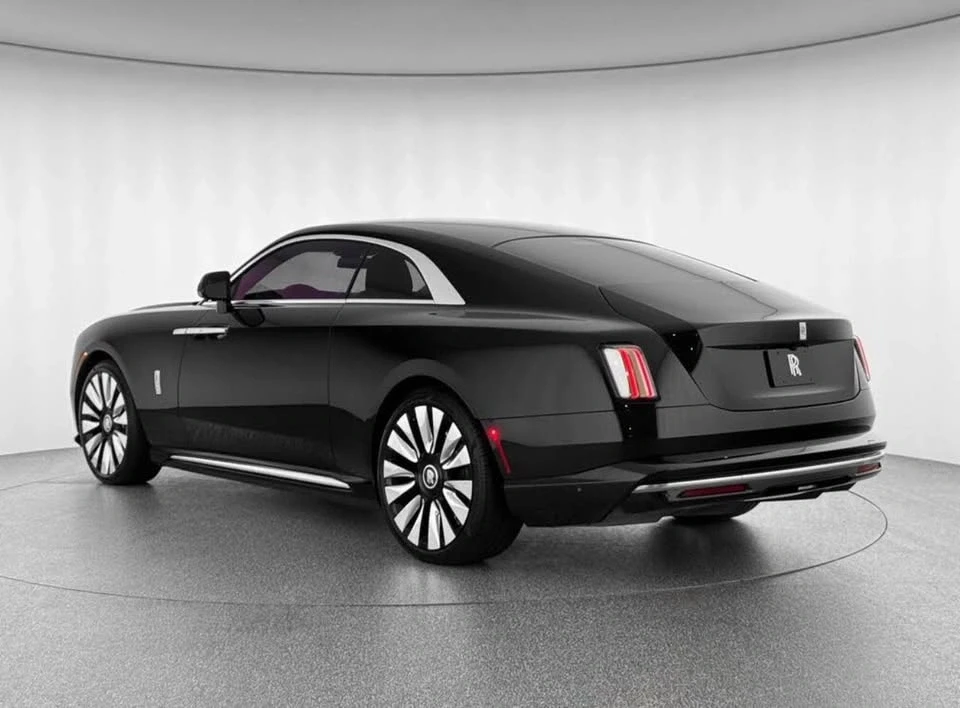 2024 Rolls-Royce Spectre - Image 2 of 20