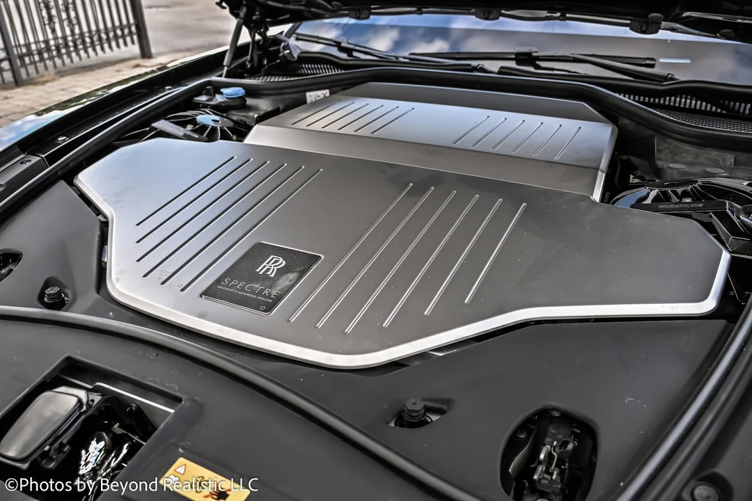 2024 Rolls-Royce Spectre - Image 19 of 21