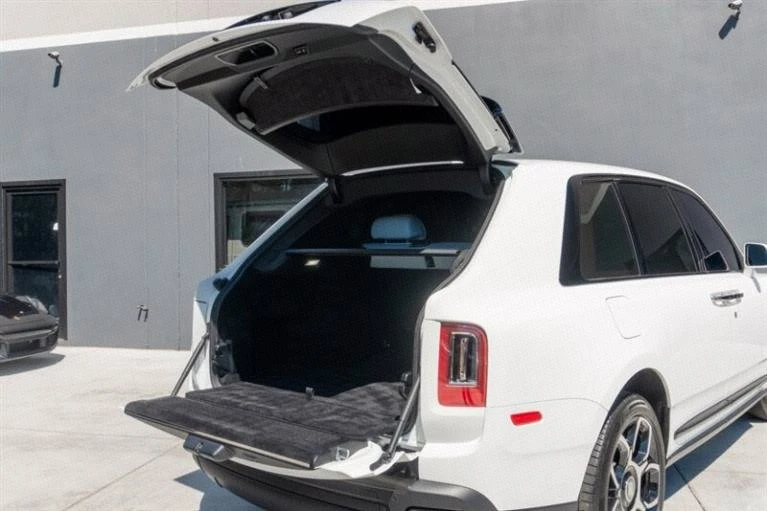 2024 Rolls-Royce Cullinan Black Badge - Image 16 of 20