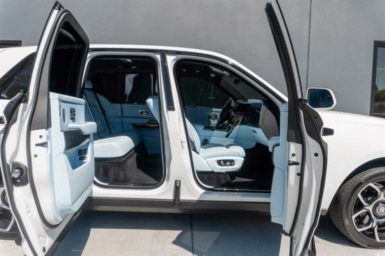 2024 Rolls-Royce Cullinan Black Badge - Image 13 of 20