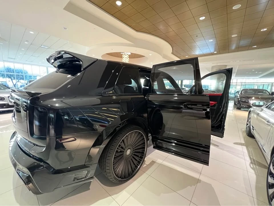 2024 Rolls-Royce Cullinan Black Badge - Image 10 of 10