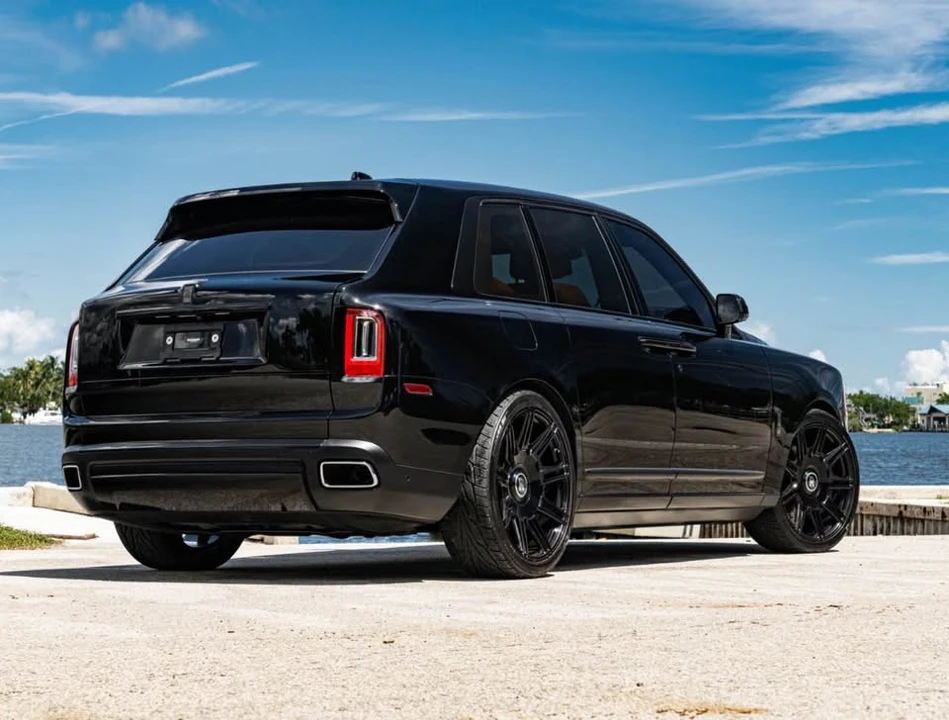 2024 Rolls-Royce Cullinan - Image 4 of 17