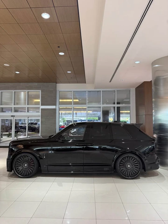 2024 Rolls-Royce Cullinan - Image 4 of 8