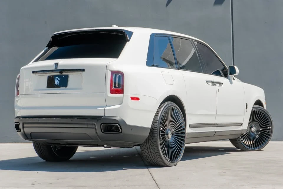 2024 Rolls-Royce Cullinan Black Badge - Image 6 of 20