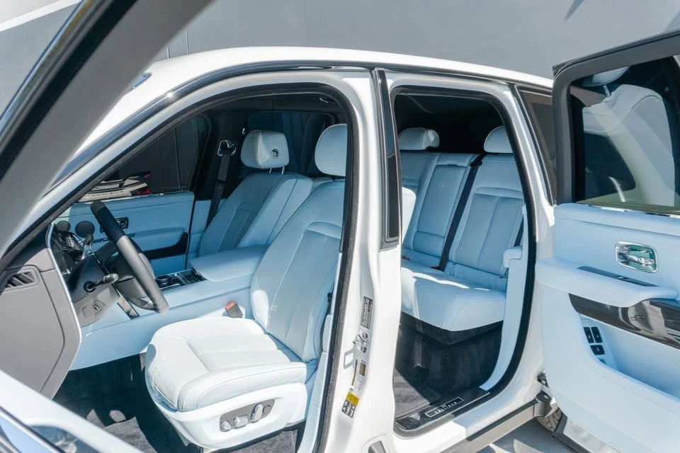 2024 Rolls-Royce Cullinan Black Badge - Image 11 of 20