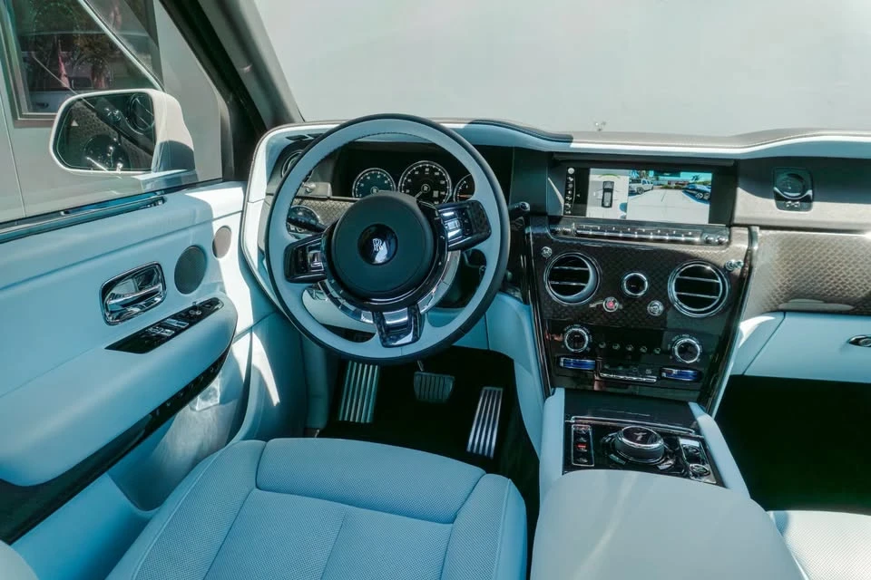 2024 Rolls-Royce Cullinan Black Badge - Image 18 of 20