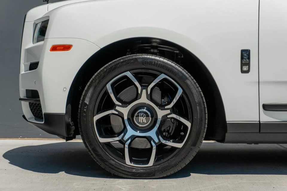 2024 Rolls-Royce Cullinan Black Badge - Image 16 of 20