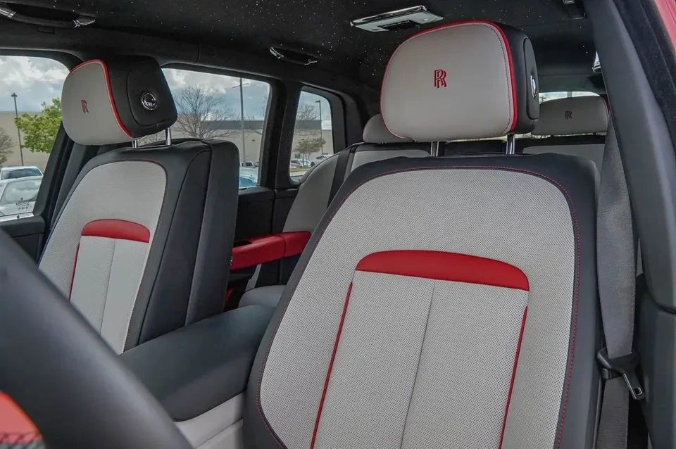 2024 Rolls-Royce Cullinan Black Badge - Image 11 of 20