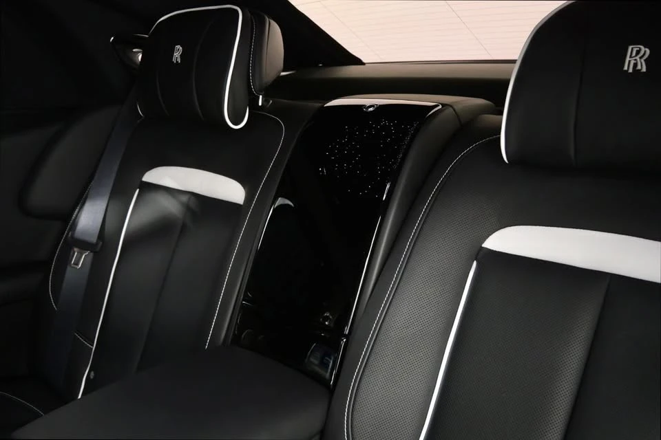 2024 Rolls-Royce Ghost 2nd Gen - Image 7 of 13