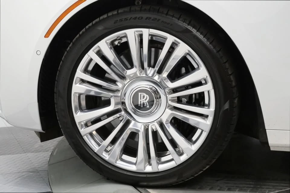 2024 Rolls-Royce Ghost 2nd Gen - Image 10 of 13